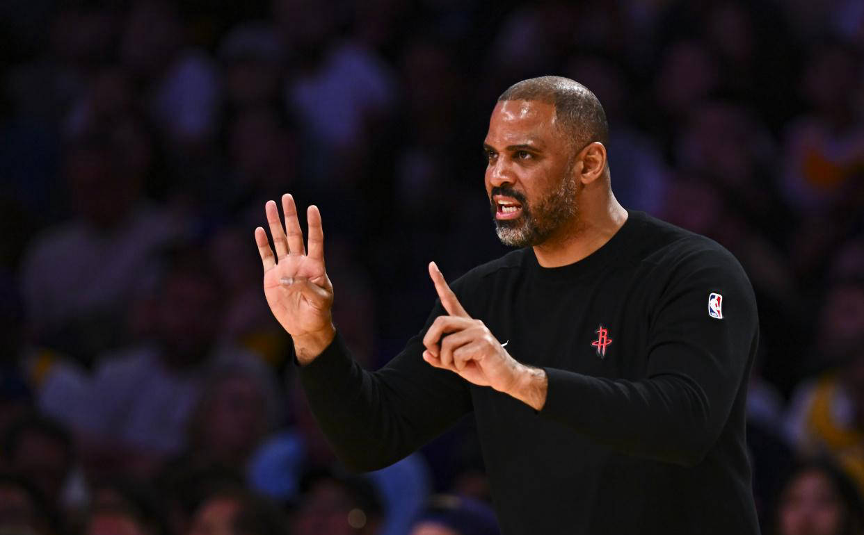 包含热火队整体表现平平，主帅赛后唏嘘球队失利的词条